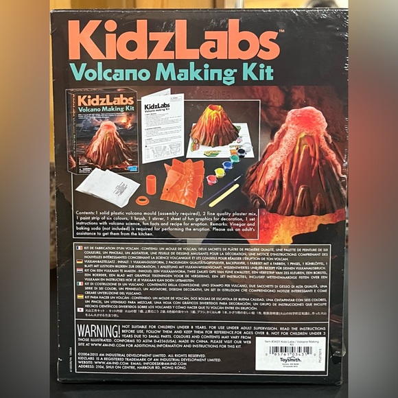 KIDS SCIENCE—VOLCANO MAKING KIT—8 YEARS+ BRAND NEW—GIFTS FOR EVERYONE - Picture 3 of 12
